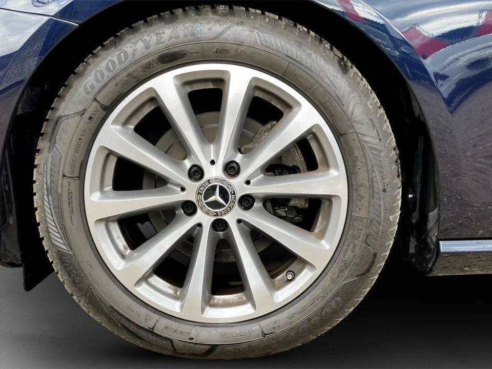 Mercedes-Benz E 200 d T Avantgarde Aut. | Bild 7 von 30