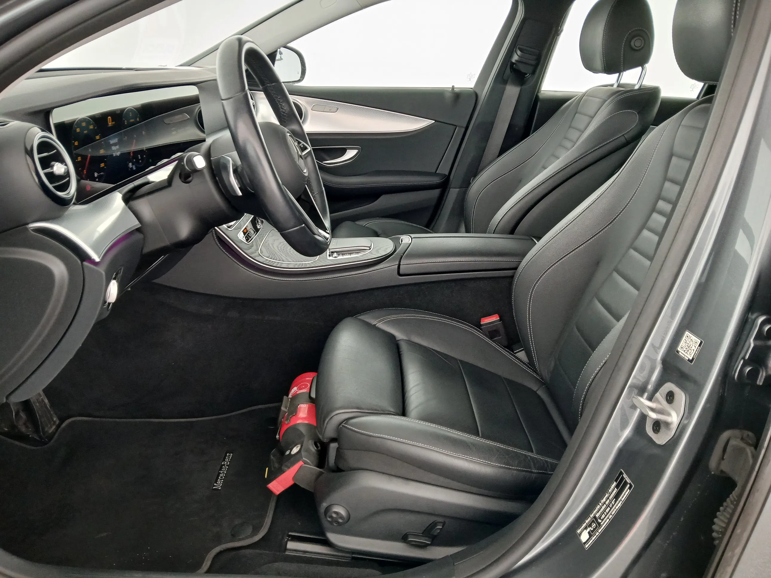 Mercedes-Benz E 200 d T Aut. | Bild 11 von 26