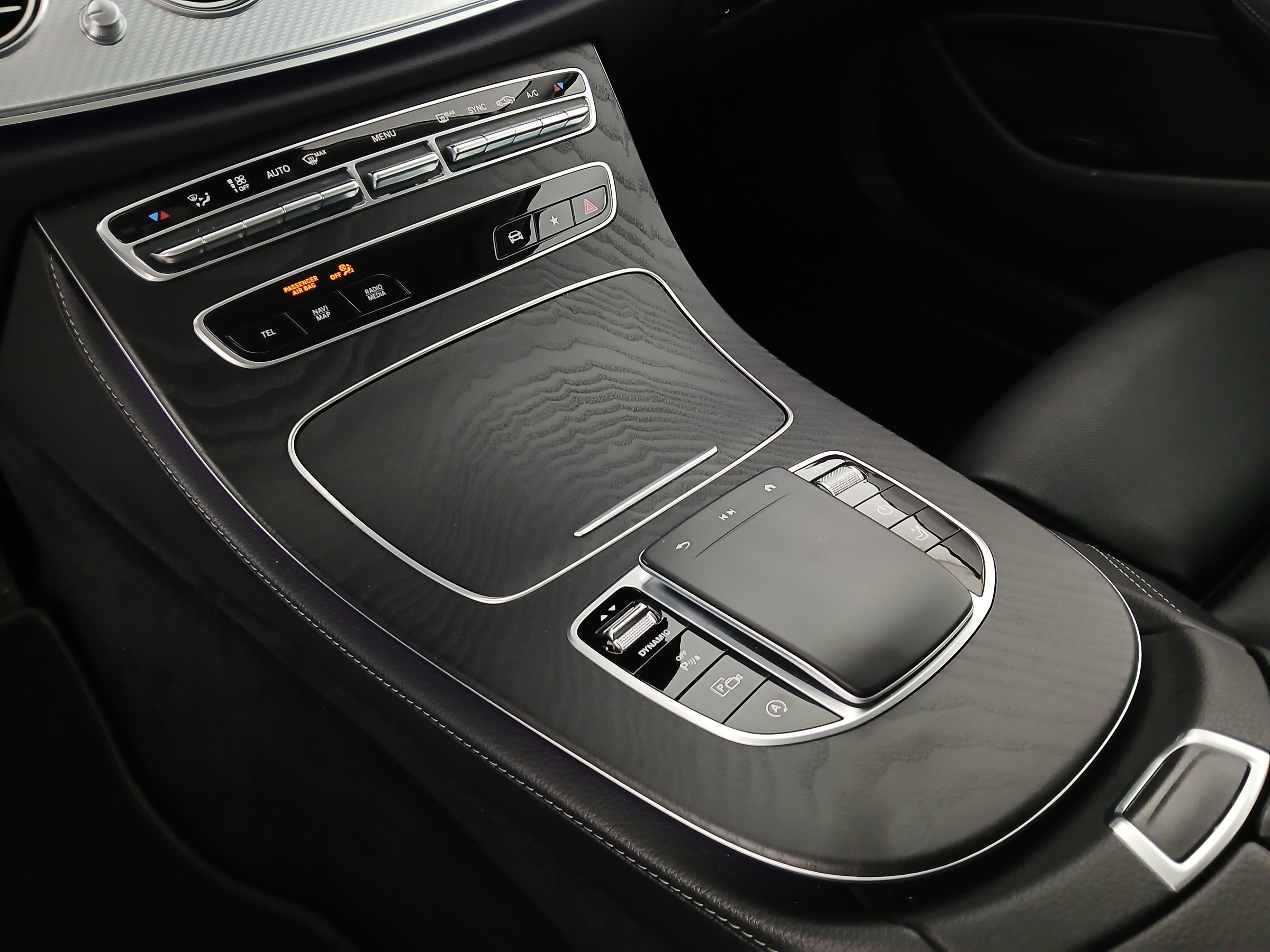 Mercedes-Benz E 200 d T Aut. | Bild 23 von 29