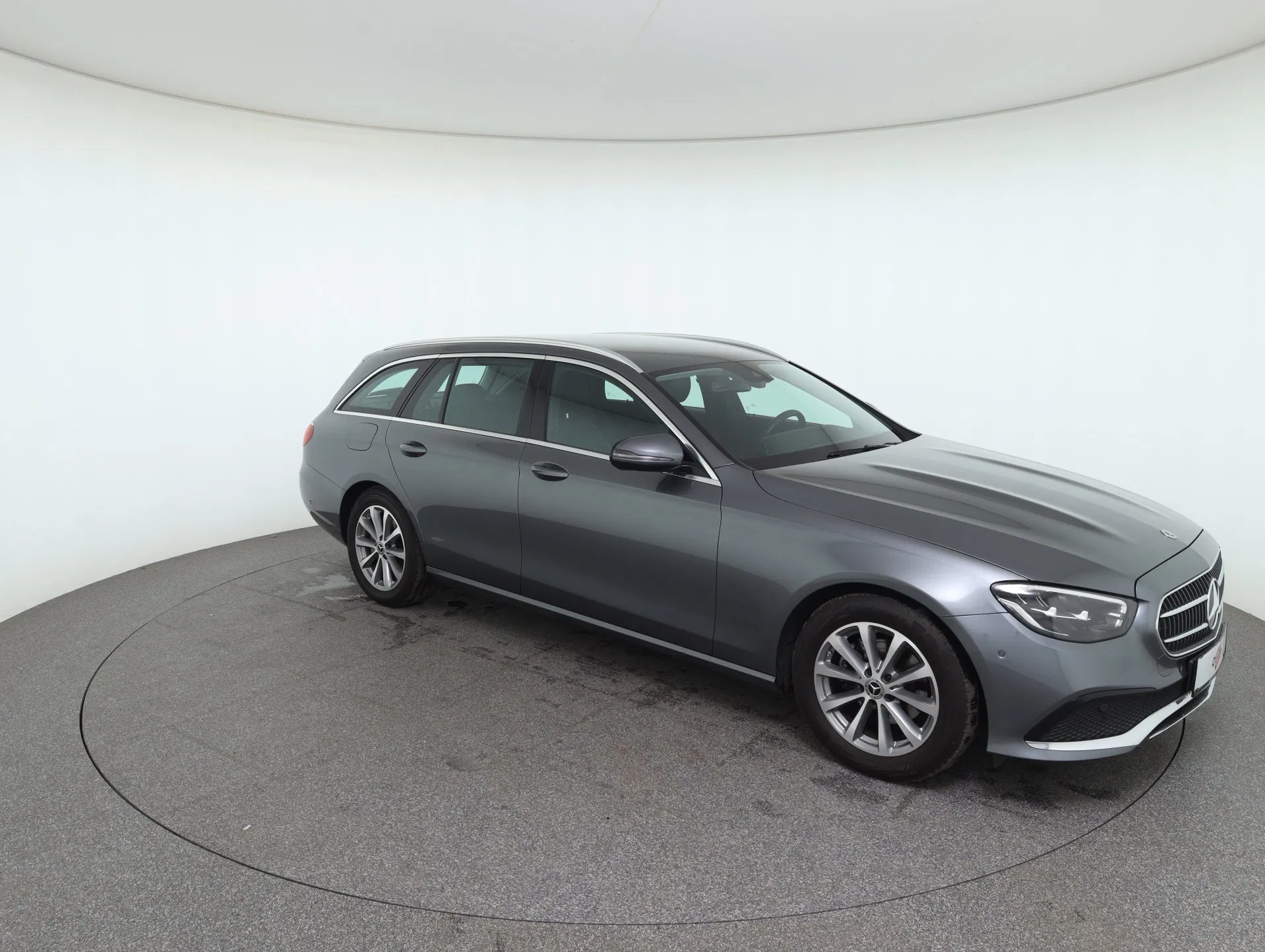 Mercedes-Benz E 200 d T Aut. | Bild 3 von 26