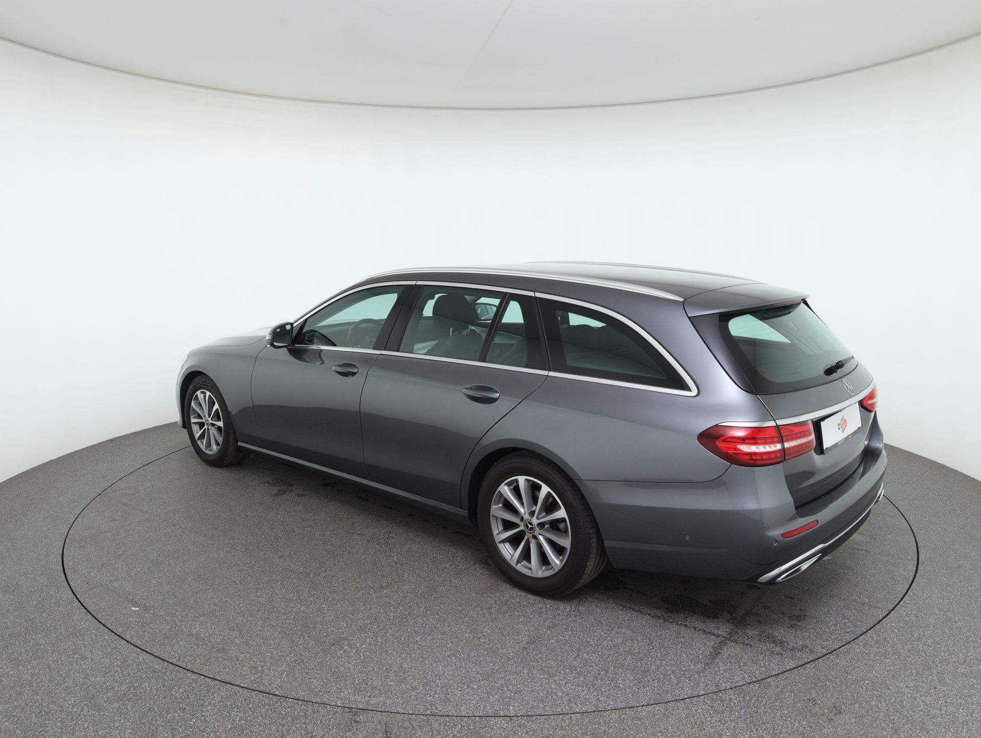 Mercedes-Benz E 200 d T Aut. | Bild 8 von 29