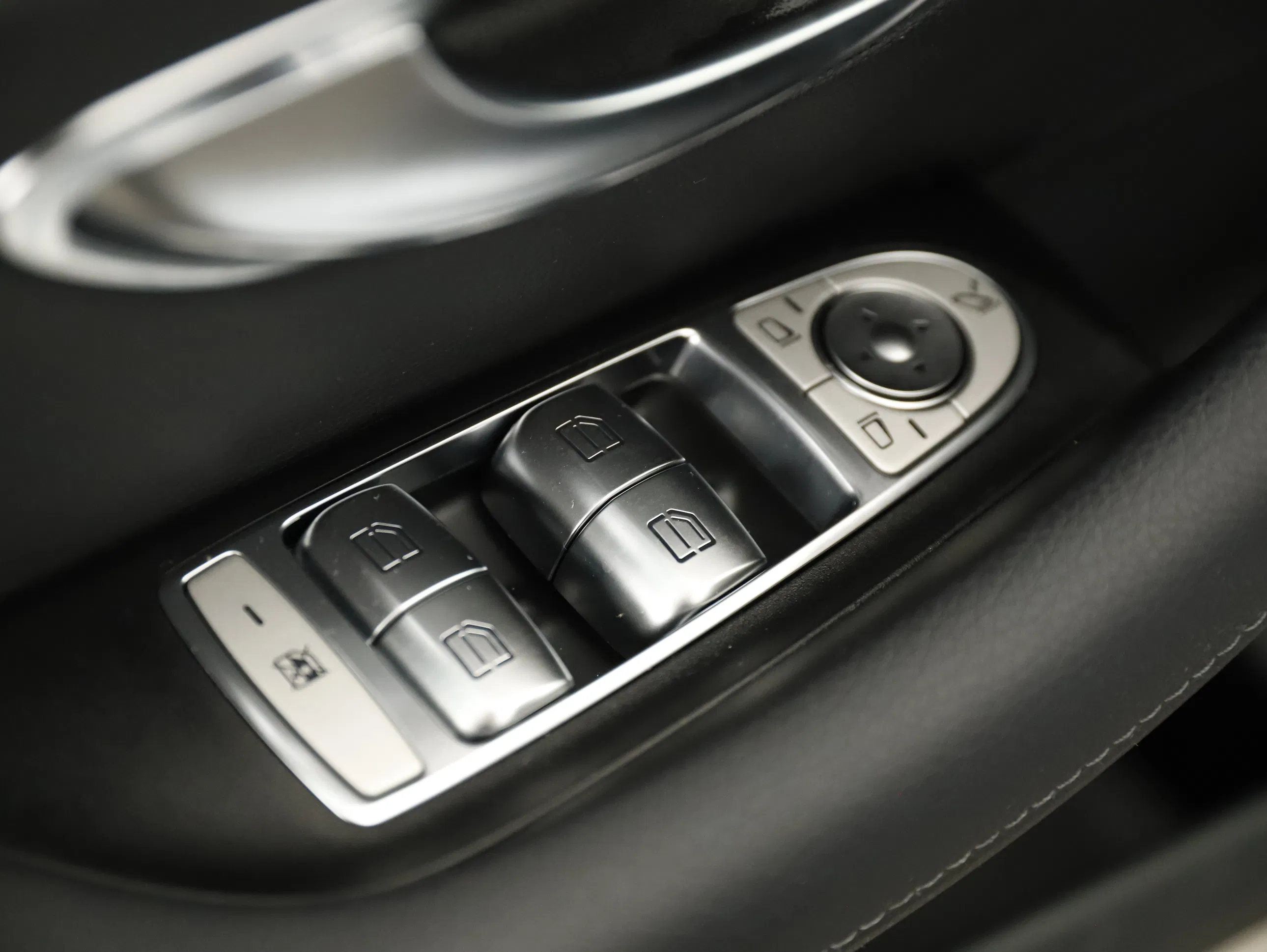 Mercedes-Benz E 300 de T Avantgarde Aut. | Bild 11 von 30