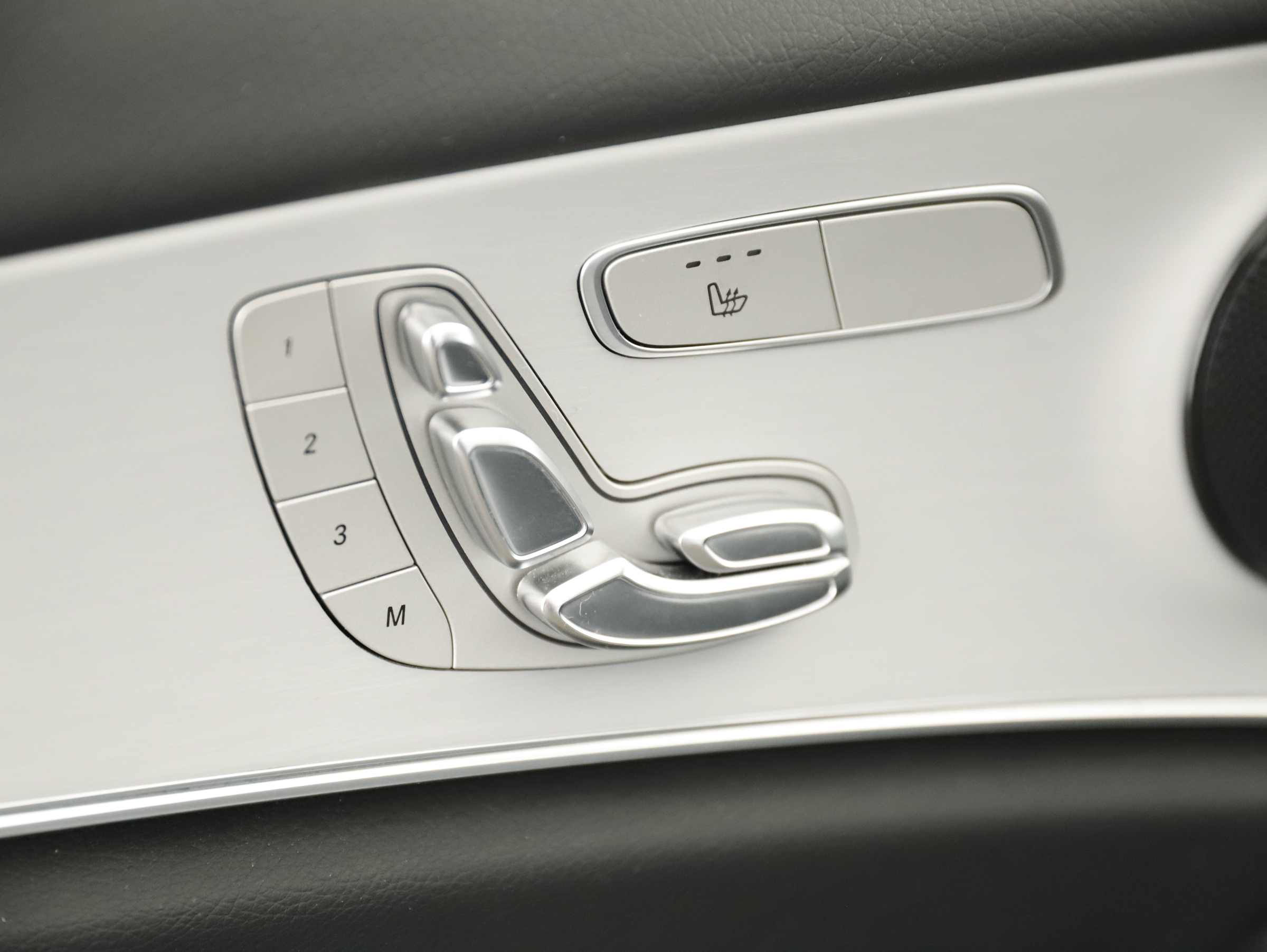 Mercedes-Benz E 300 de T Avantgarde Aut. | Bild 12 von 30