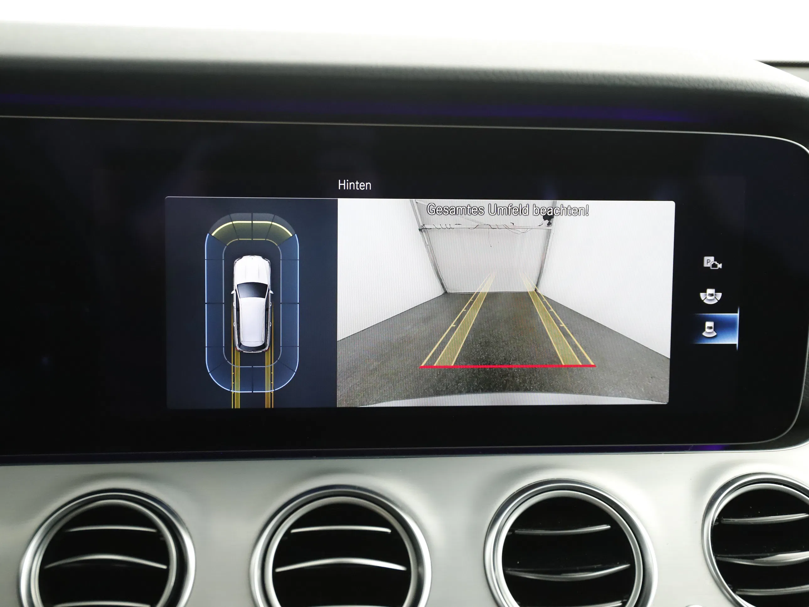 Mercedes-Benz E 300 de T Avantgarde Aut. | Bild 23 von 30