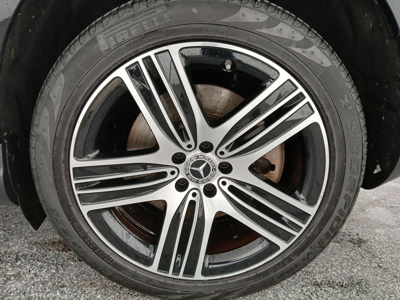 Mercedes-Benz EQC 400 4Matic | Bild 10 von 29