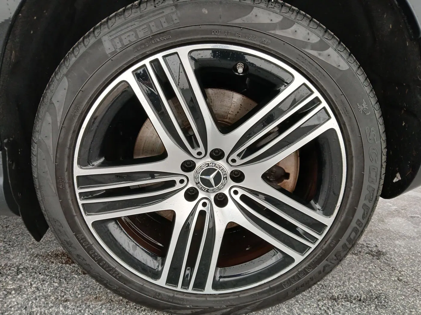 Mercedes-Benz EQC 400 4Matic | Bild 10 von 29