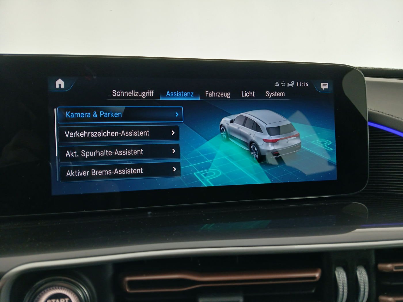 Mercedes-Benz EQC 400 4Matic | Bild 21 von 29