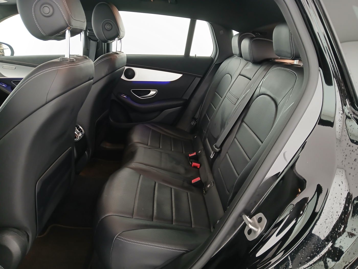 Mercedes-Benz EQC 400 4Matic | Bild 27 von 29