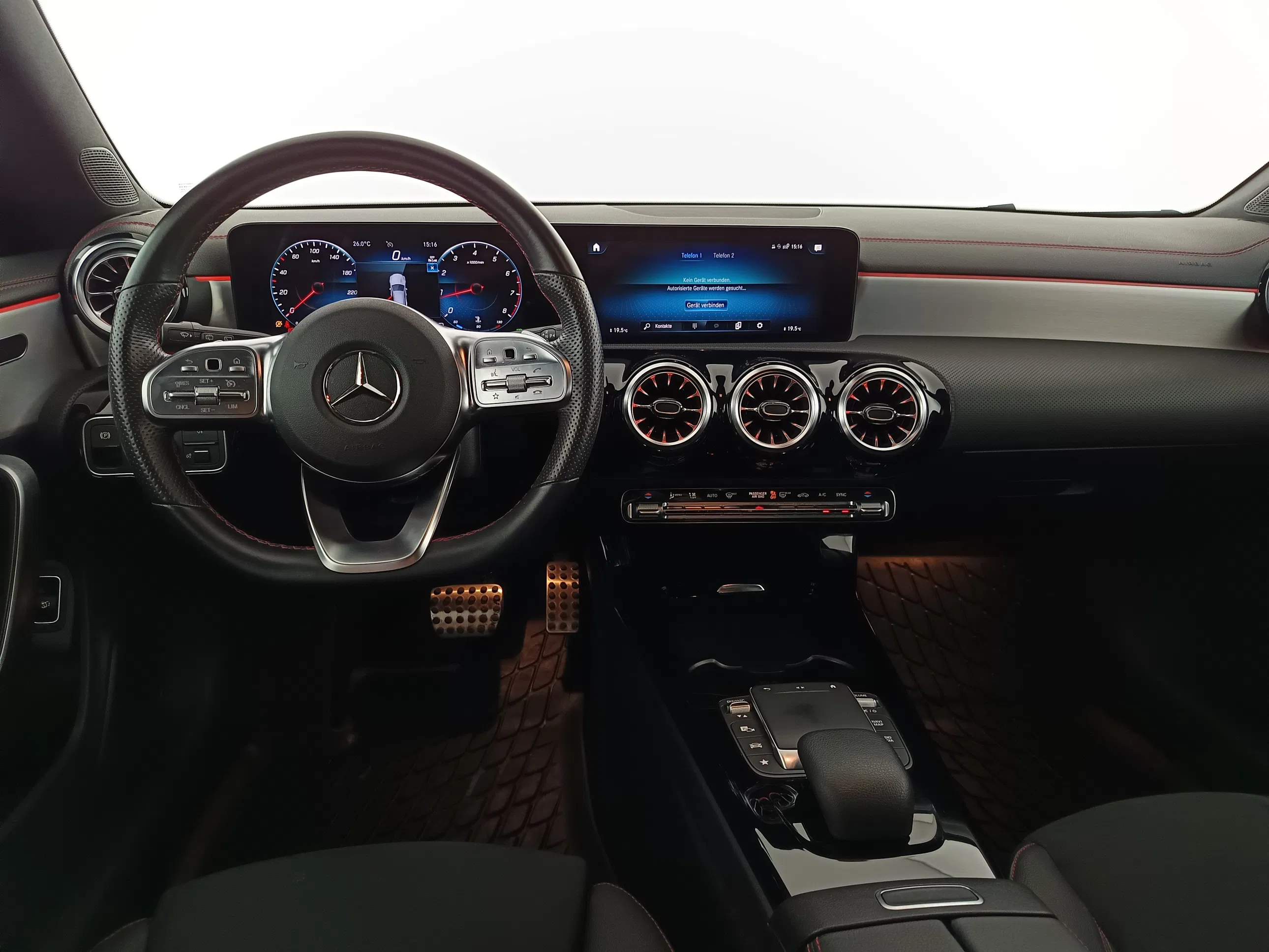 Mercedes-Benz CLA 200 Shooting Brake | Bild 14 von 29