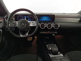 Mercedes-Benz CLA 200 Shooting Brake | Thumbnail 14 von 29