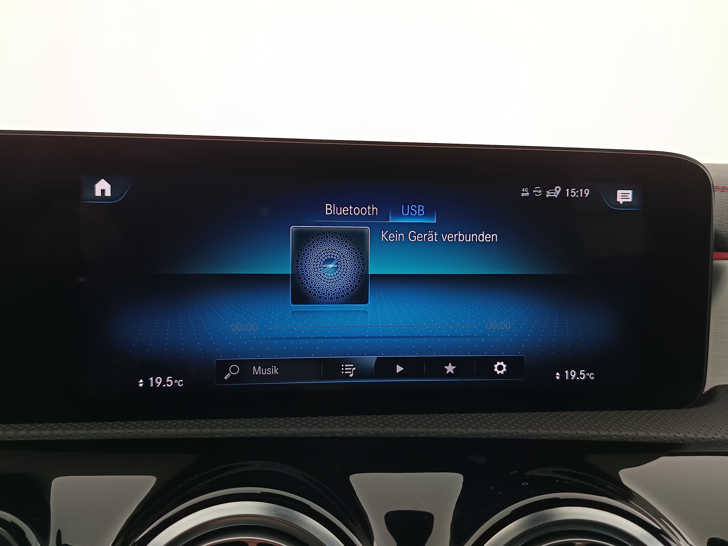 Mercedes-Benz CLA 200 Shooting Brake | Bild 19 von 29