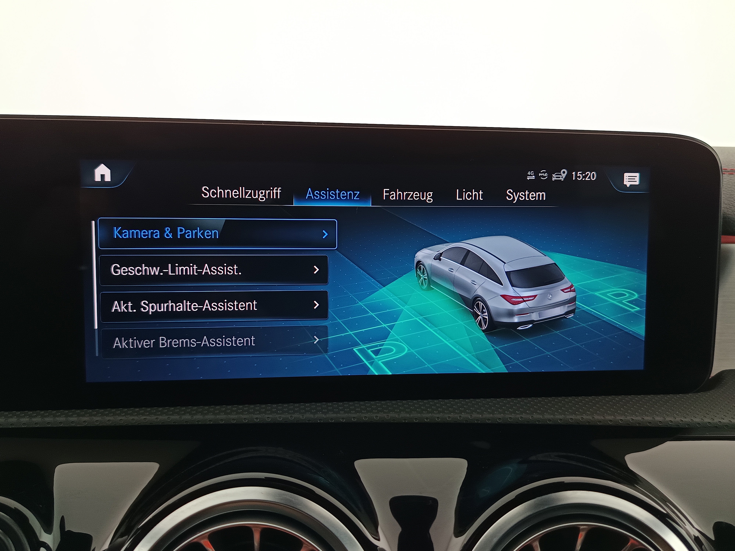 Mercedes-Benz CLA 200 Shooting Brake | Bild 21 von 29