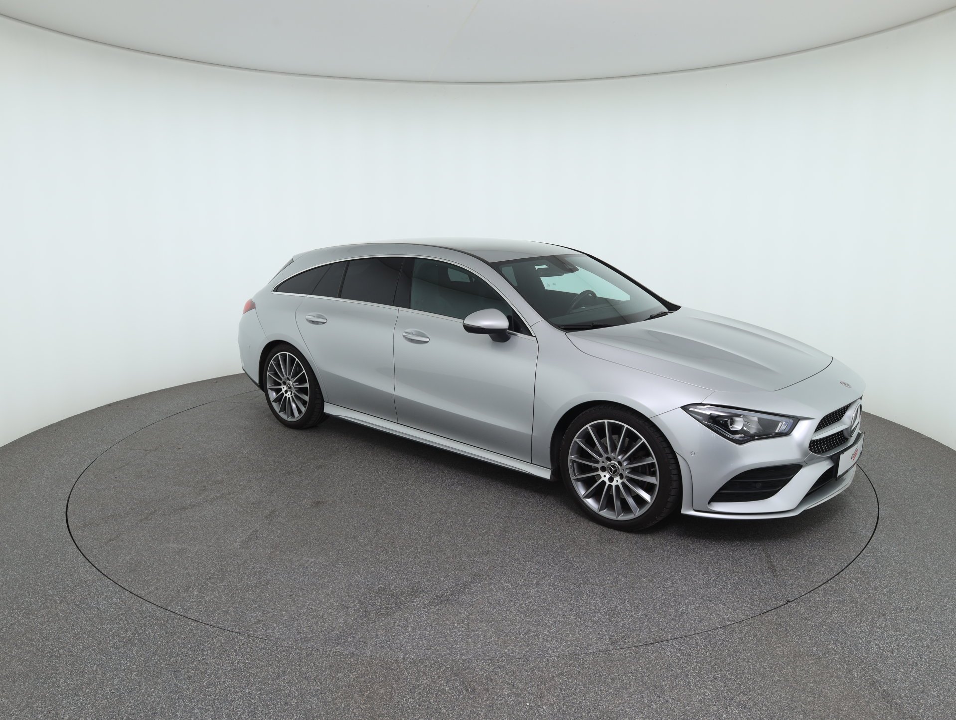 Mercedes-Benz CLA 200 Shooting Brake | Bild 3 von 29