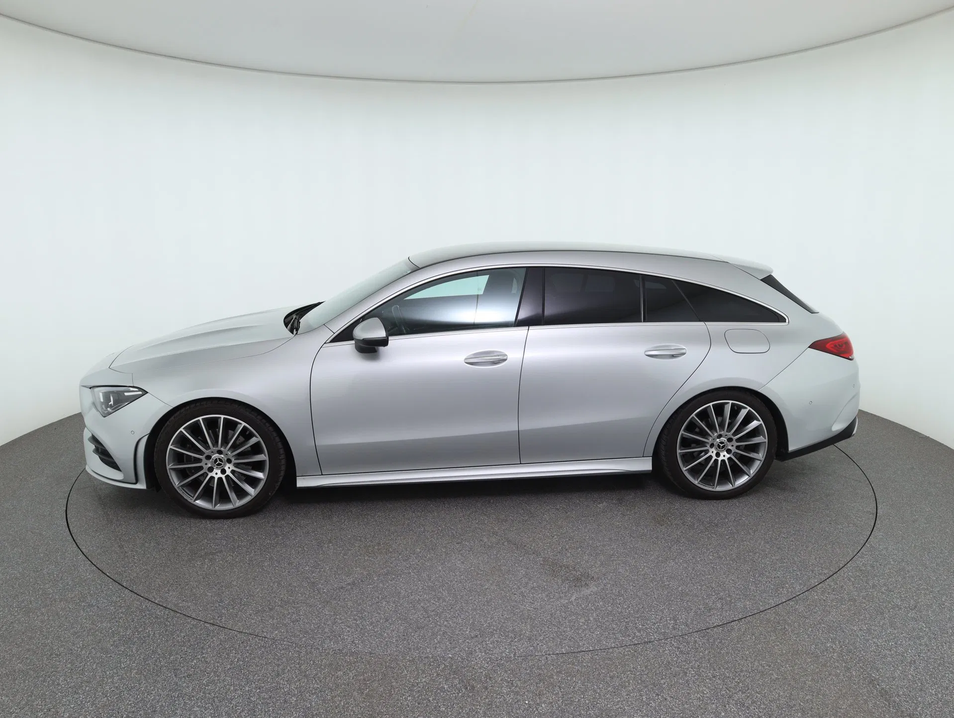 Mercedes-Benz CLA 200 Shooting Brake | Bild 8 von 29