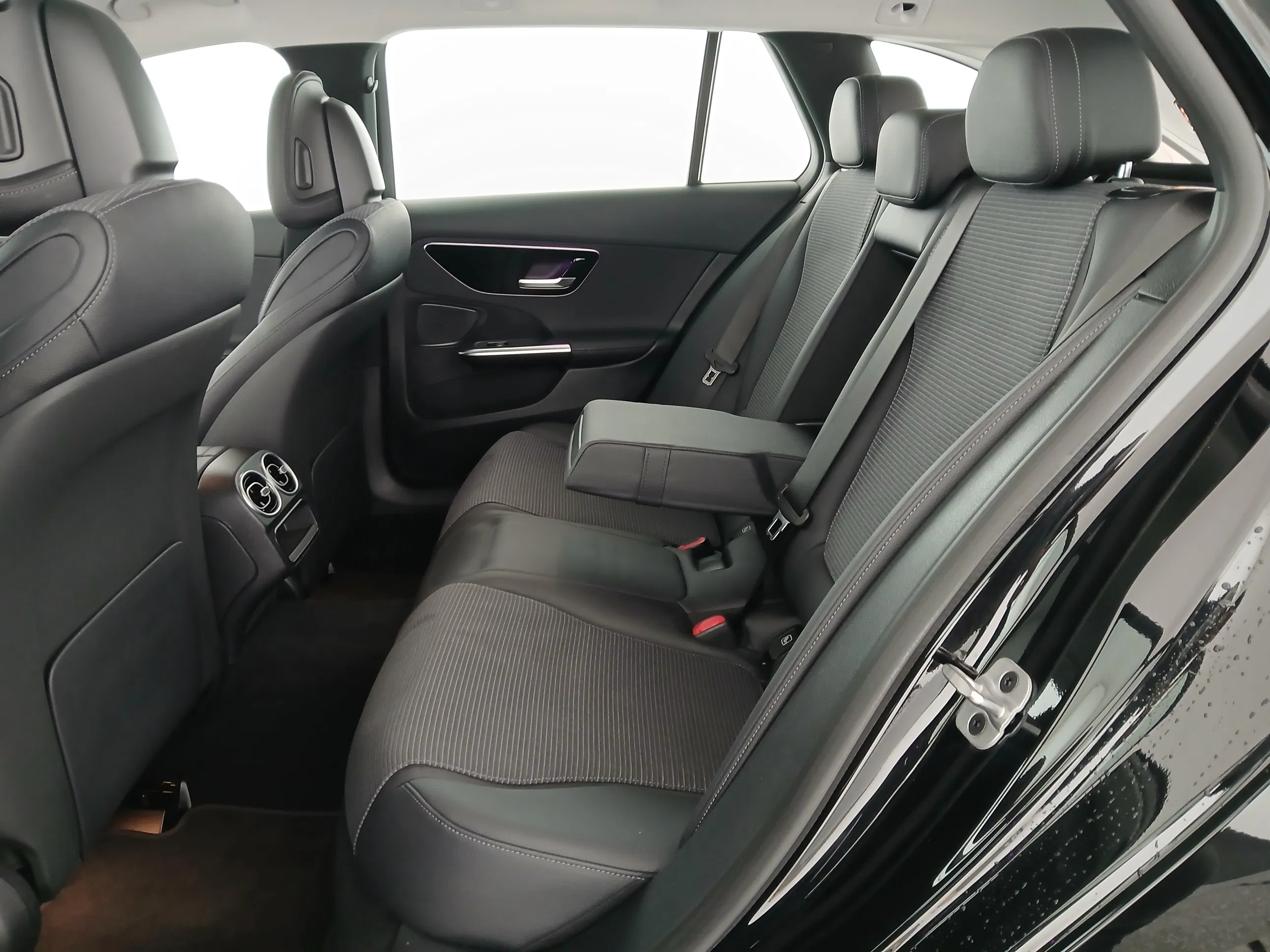 Mercedes-Benz C 200d T Aut. | Bild 30 von 31