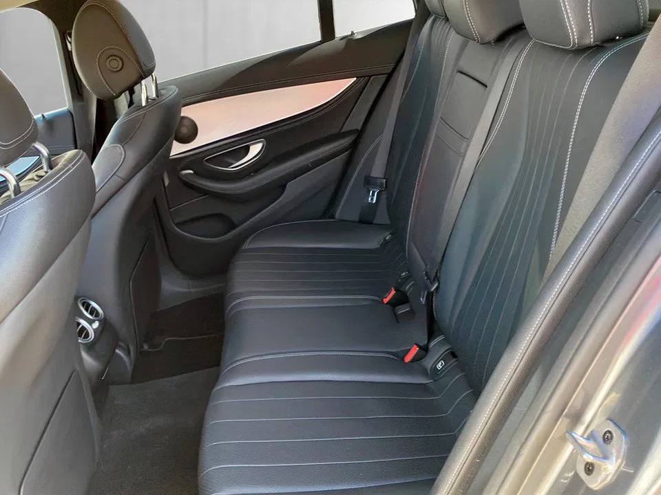 Mercedes-Benz E 300 de 4Matic Exclusive | Bild 9 von 21