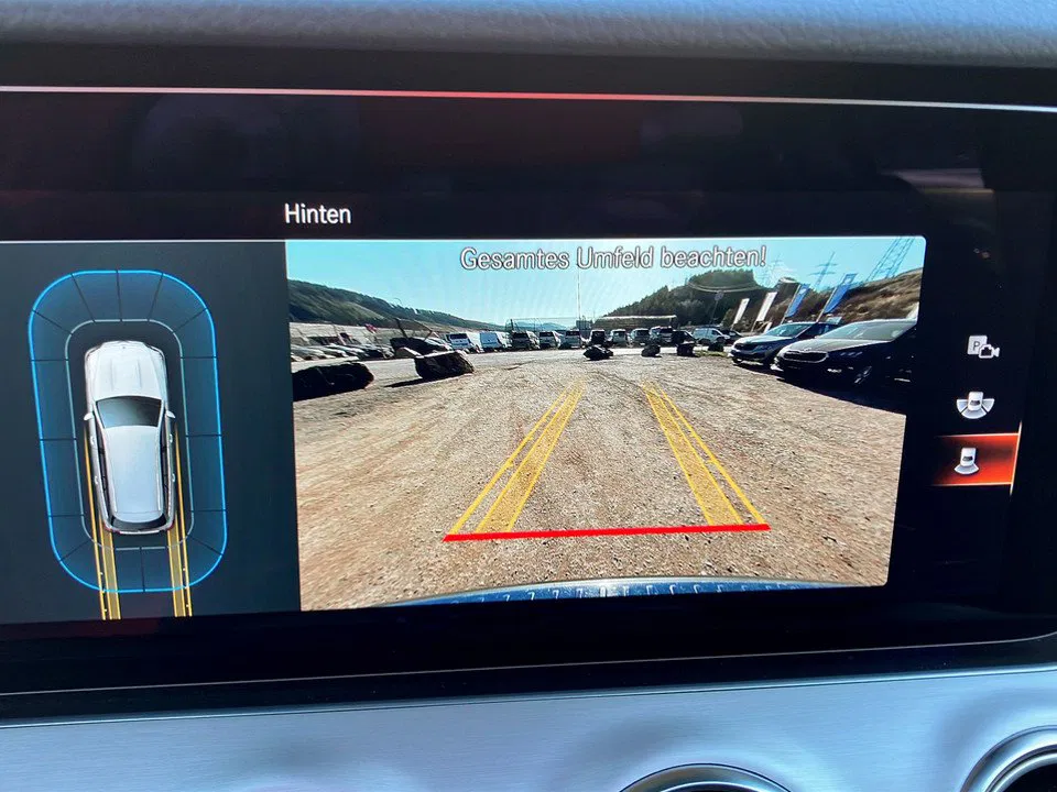 Mercedes-Benz E 300 de 4Matic Exclusive | Bild 11 von 21