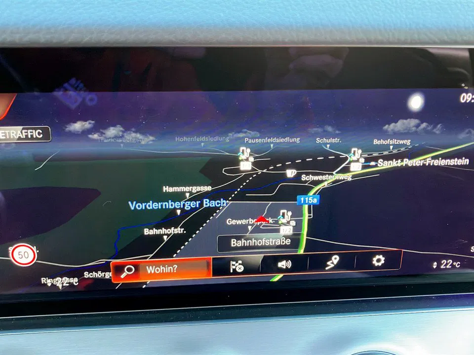 Mercedes-Benz E 300 de 4Matic Exclusive | Bild 13 von 21