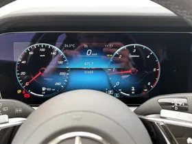 Mercedes-Benz E 200 d Avantgarde | Thumbnail 17 von 24