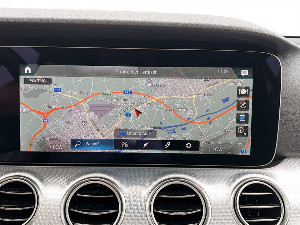Mercedes-Benz E 200 d Avantgarde | Bild 21 von 24