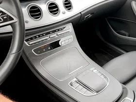 Mercedes-Benz E 200 d Avantgarde | Thumbnail 23 von 24