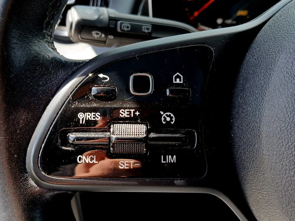 Mercedes-Benz GLB 180 d | Bild 17 von 23