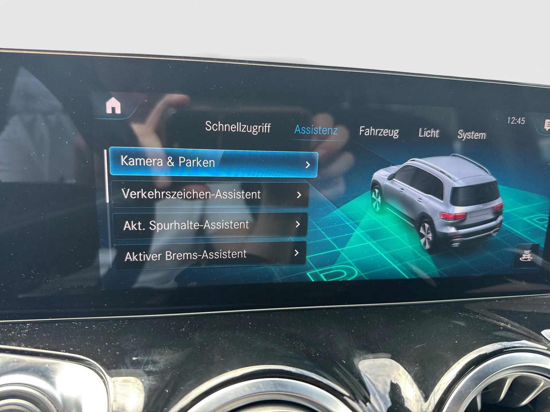 Mercedes-Benz GLB 180 d Aut. | Bild 17 von 27