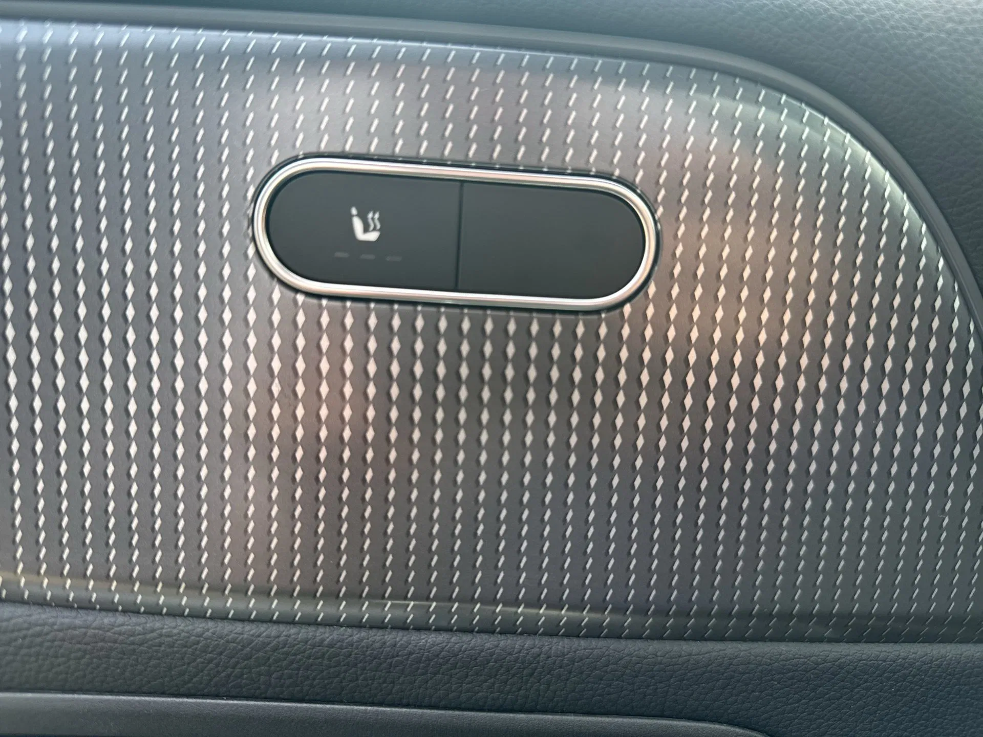 Mercedes-Benz GLB 180 d Aut. | Bild 10 von 27