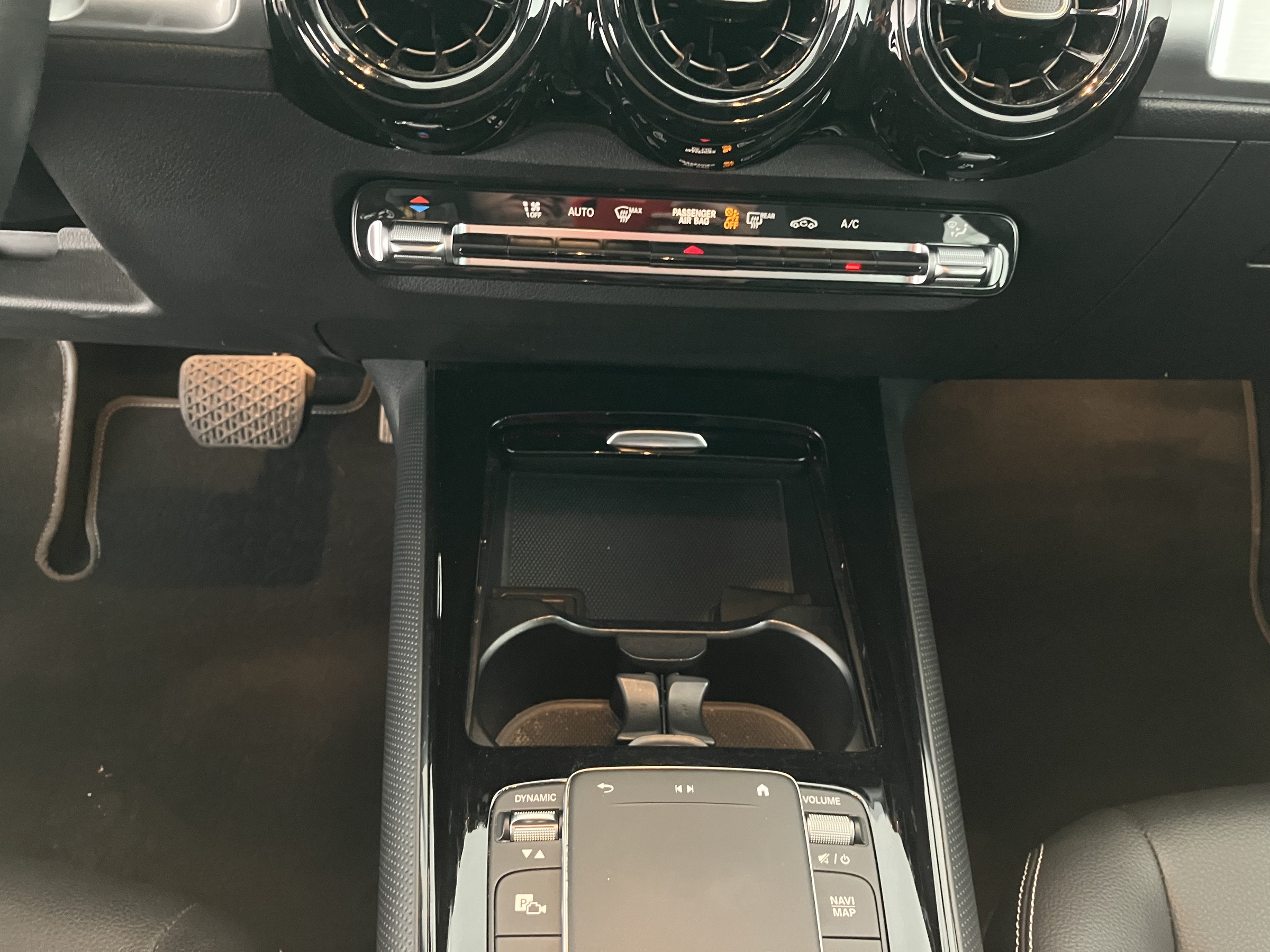 Mercedes-Benz GLB 200 d Aut. | Bild 12 von 31