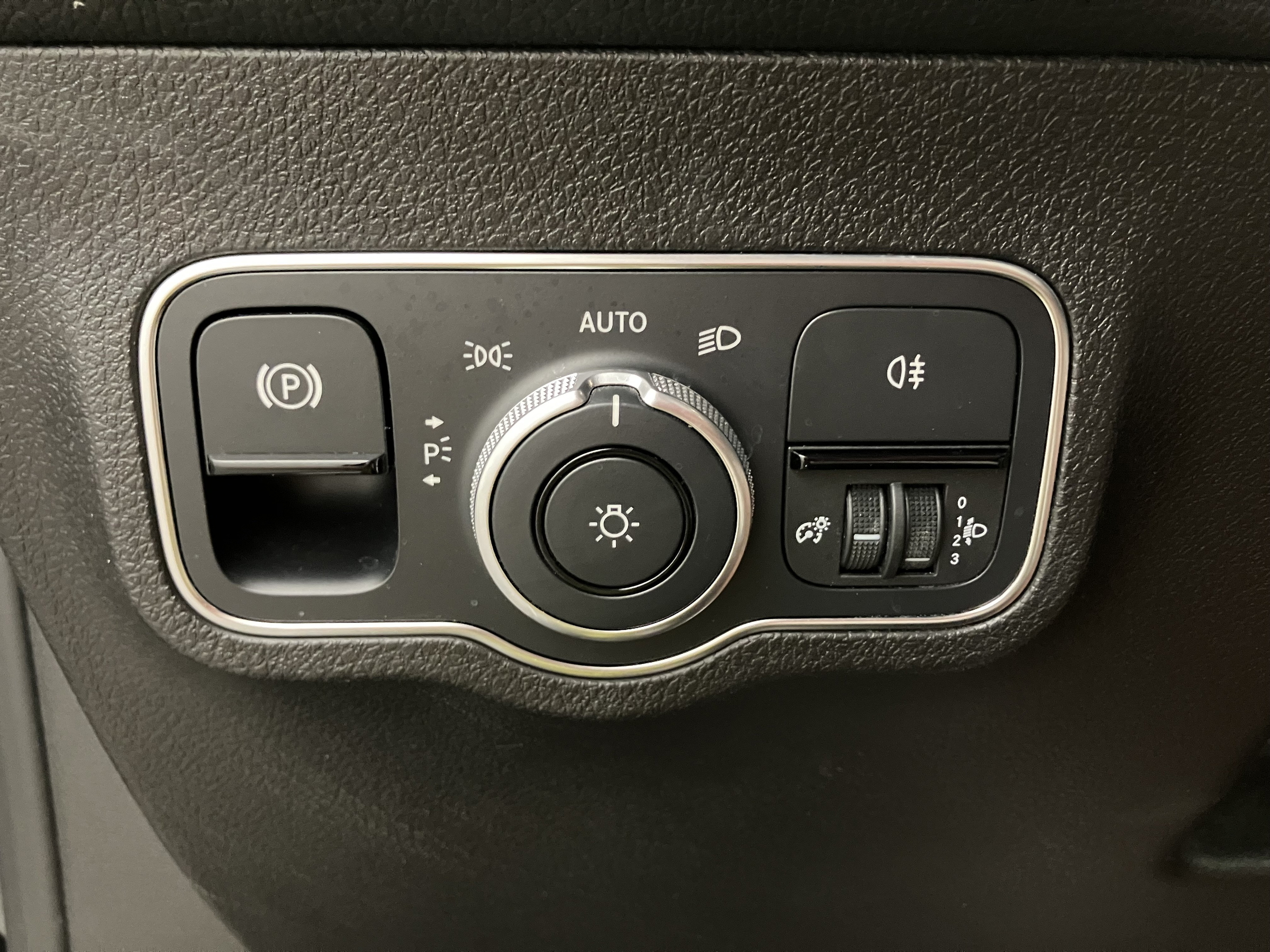 Mercedes-Benz GLB 200 d | Bild 11 von 31