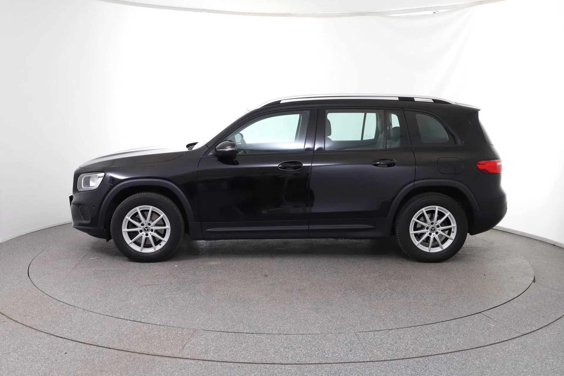 Mercedes-Benz GLB 200 d | Bild 3 von 31