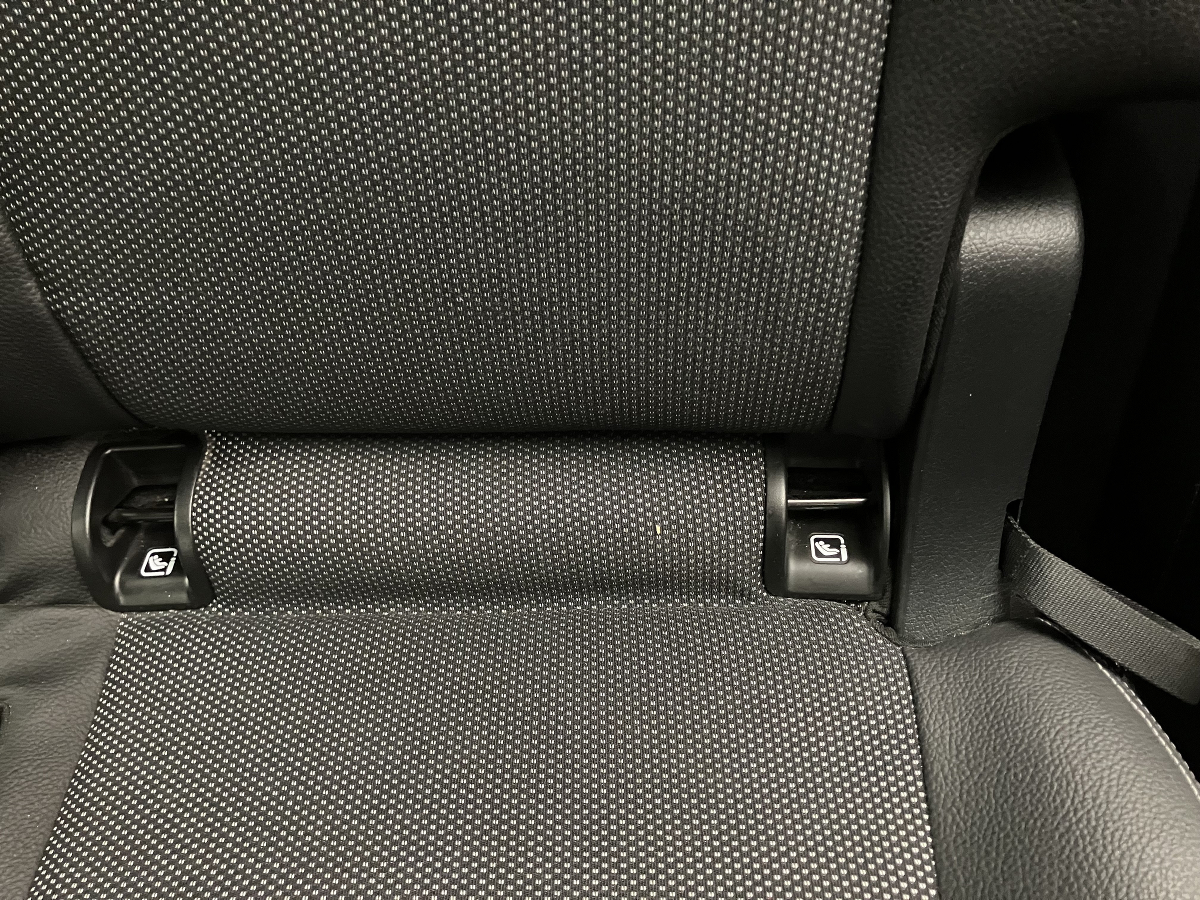 Mercedes-Benz GLB 200 d | Bild 26 von 31