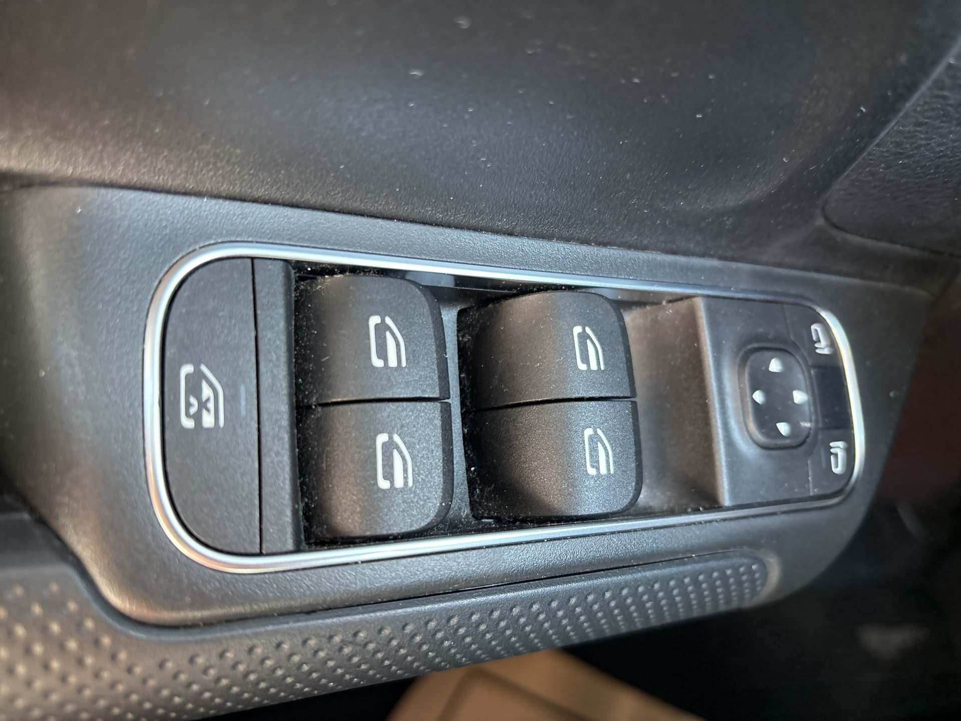 Mercedes-Benz GLB 220d 4MAT. Aut. | Bild 8 von 25