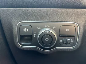 Mercedes-Benz GLB 220d 4MAT. Aut. | Thumbnail 9 von 25