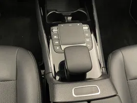 Mercedes-Benz GLA 180 d Aut. | Thumbnail 14 von 31