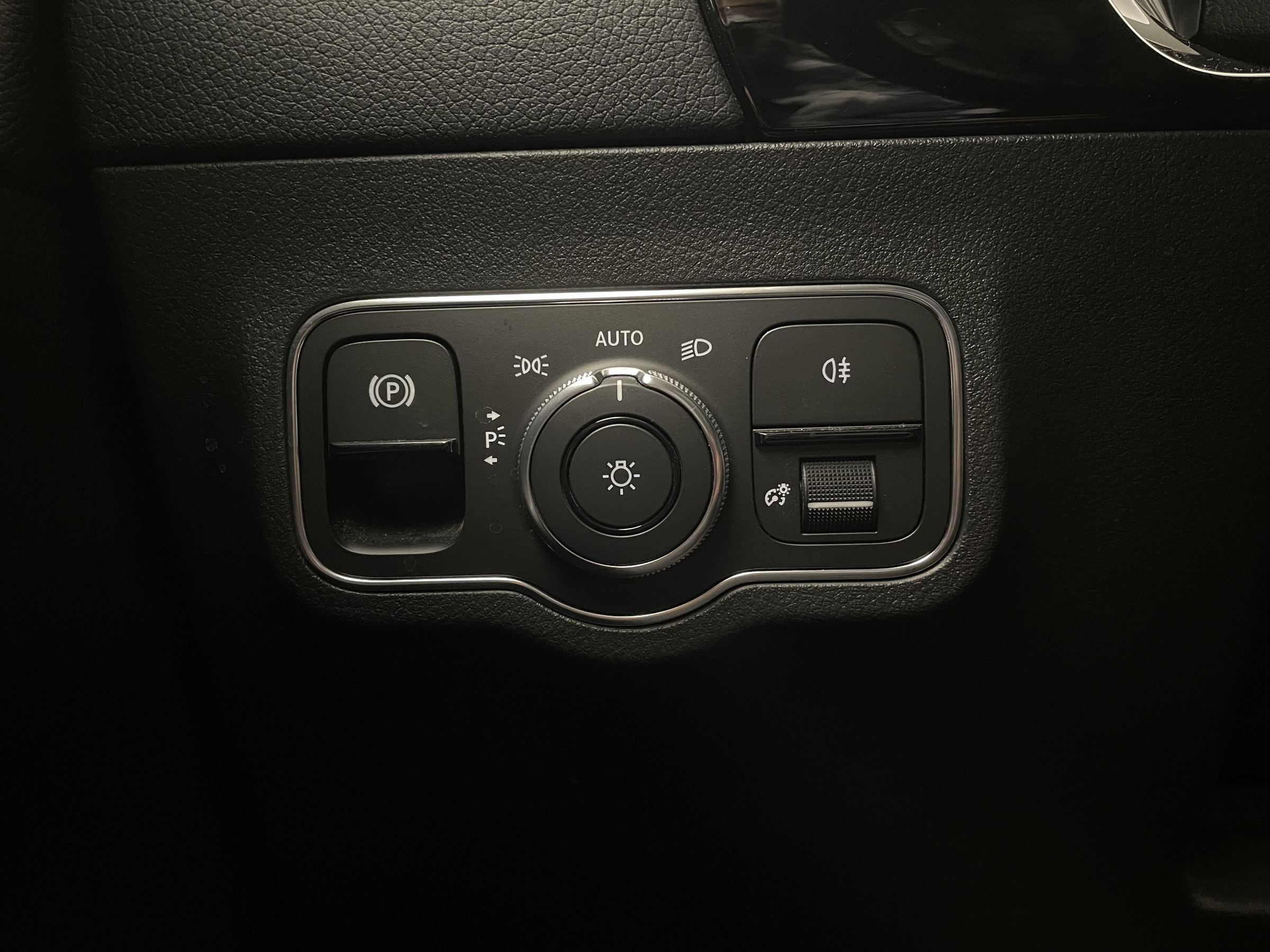 Mercedes-Benz GLA 180 d Aut. | Bild 20 von 31