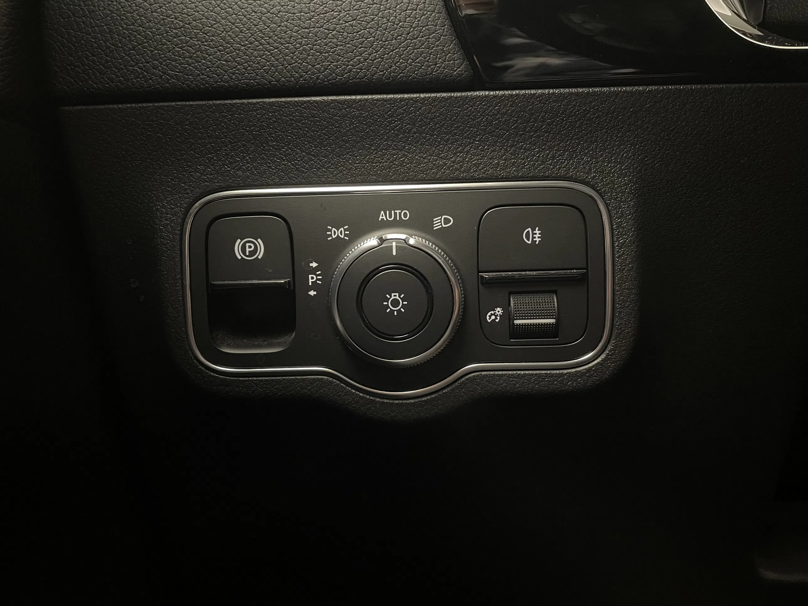 Mercedes-Benz GLA 180 d Aut. | Bild 20 von 31