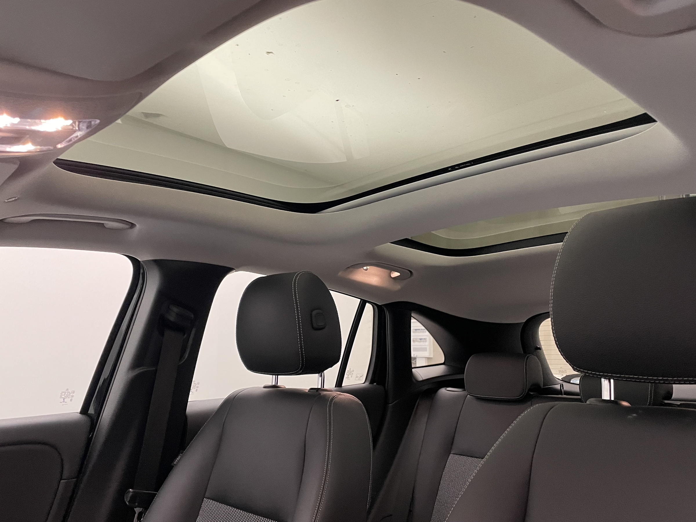 Mercedes-Benz GLA 180 d Aut. | Bild 26 von 31