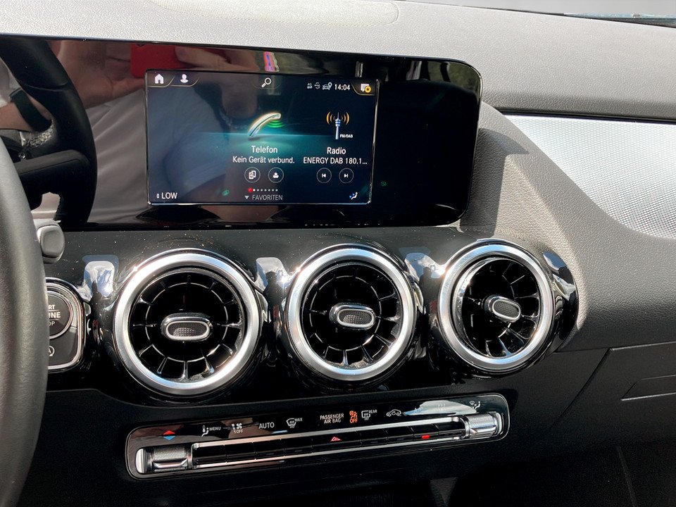 Mercedes-Benz GLA 200 d Style | Bild 12 von 17