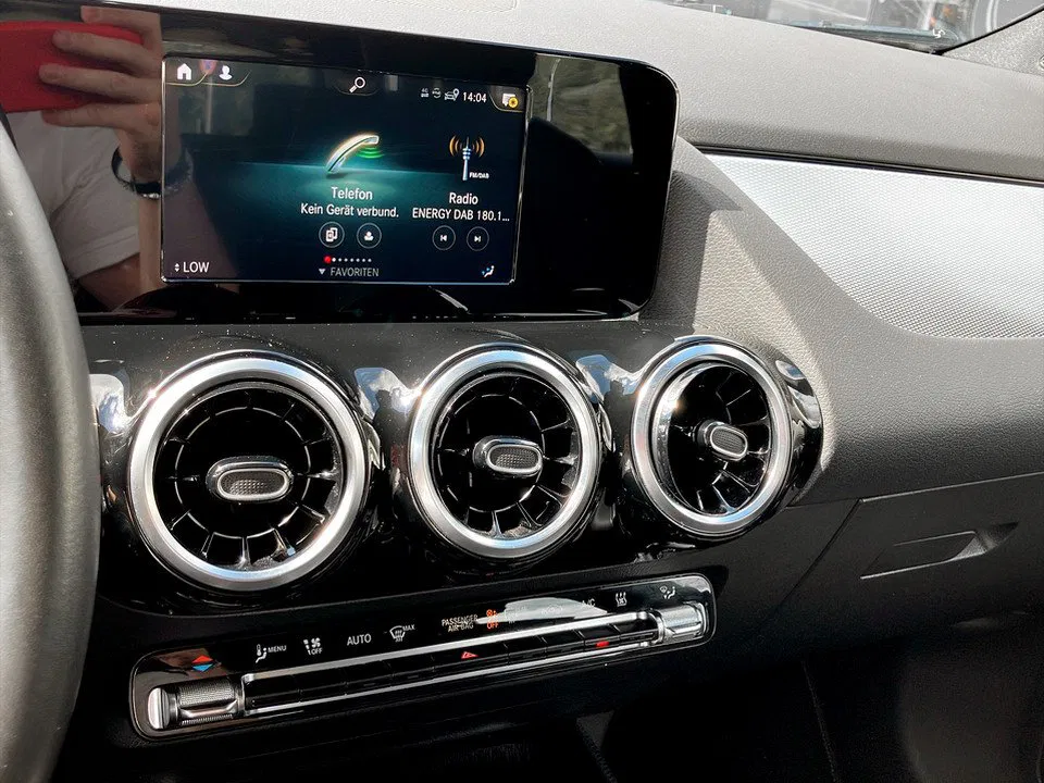 Mercedes-Benz GLA 200 d Style | Bild 13 von 17