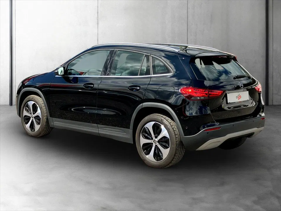 Mercedes-Benz GLA 200 d Style | Bild 4 von 17