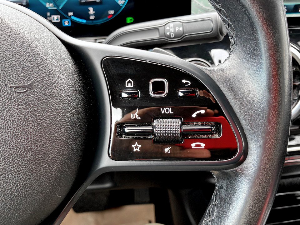 Mercedes-Benz GLA 200 d Style | Bild 15 von 27
