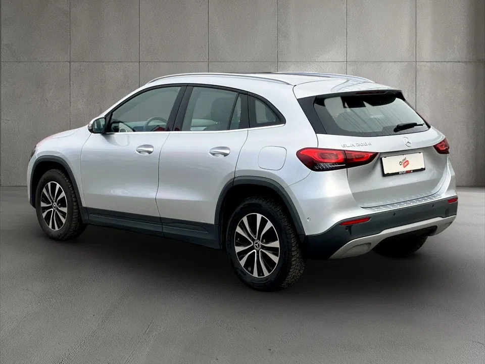 Mercedes-Benz GLA 200 d Style | Bild 4 von 27