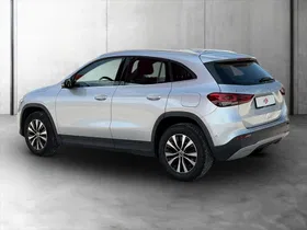 Mercedes-Benz GLA 200 d Style | Thumbnail 4 von 23