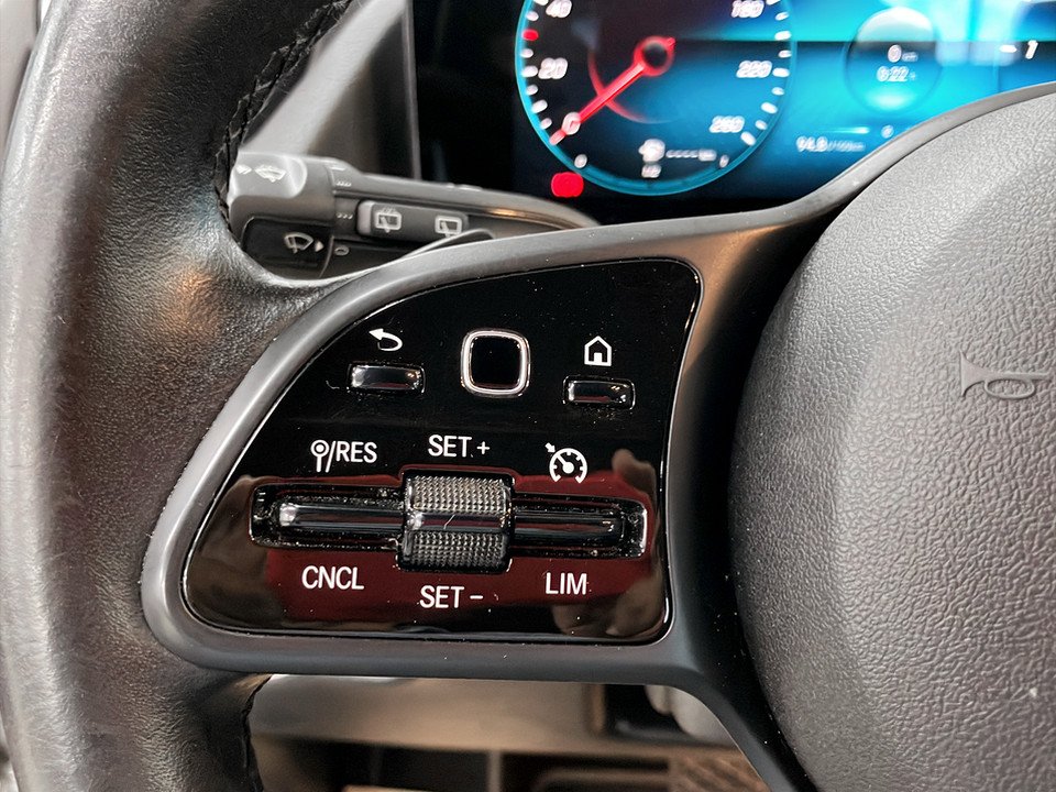 Mercedes-Benz GLA 200 d Style | Bild 10 von 27