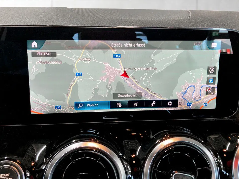 Mercedes-Benz GLA 200 d Style | Bild 13 von 27