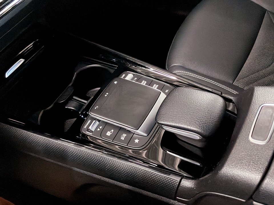 Mercedes-Benz GLA 200 d Style | Bild 17 von 27
