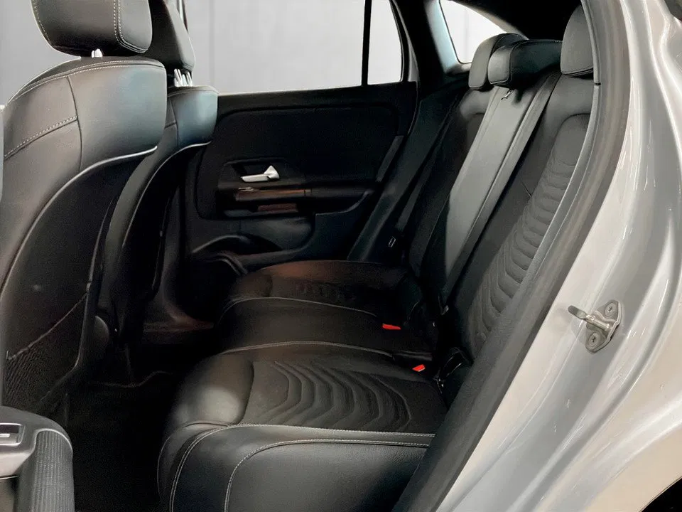 Mercedes-Benz GLA 200 d Style | Bild 18 von 27