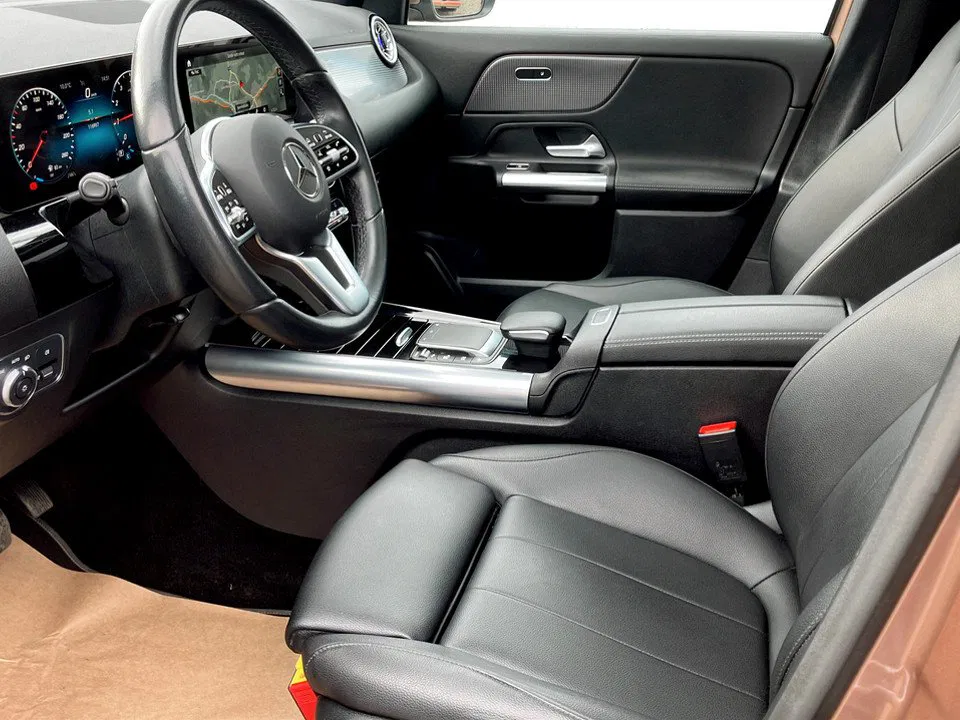 Mercedes-Benz GLA 180 Progressive | Bild 20 von 24