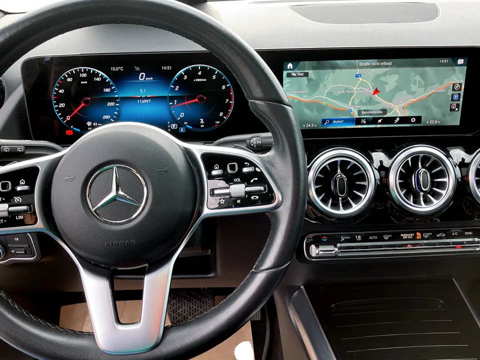 Mercedes-Benz GLA 180 Progressive | Bild 11 von 24